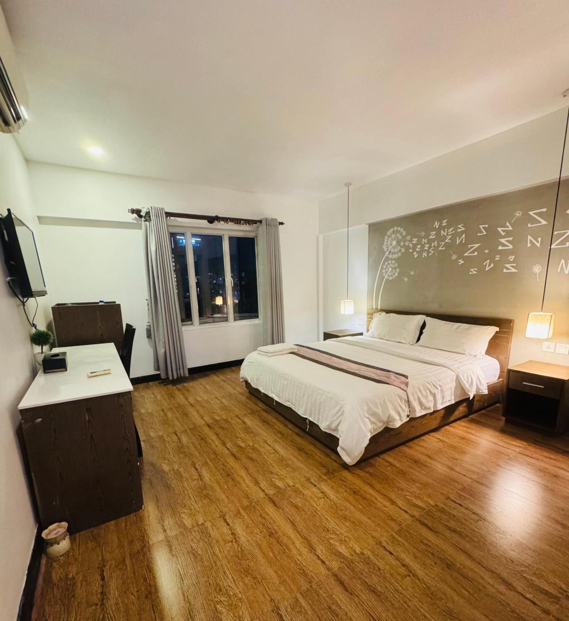 อาซิบัน คีย์ บูทิก โฮเต็ล Hotel พนมเปญ ภายนอก รูปภาพ
