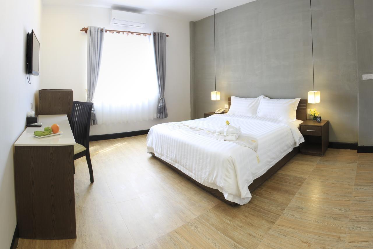 อาซิบัน คีย์ บูทิก โฮเต็ล Hotel พนมเปญ ภายนอก รูปภาพ