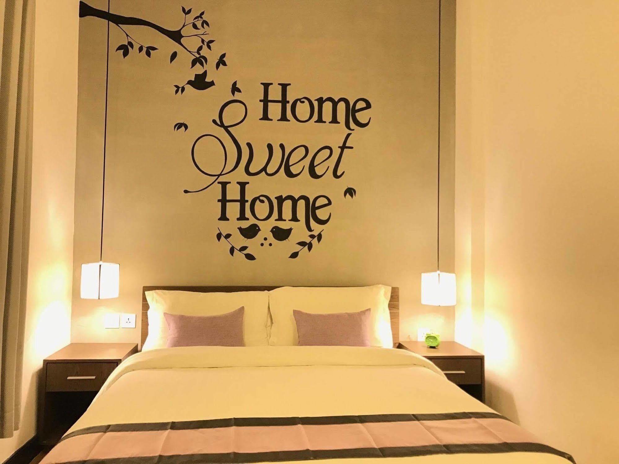 อาซิบัน คีย์ บูทิก โฮเต็ล Hotel พนมเปญ ภายนอก รูปภาพ